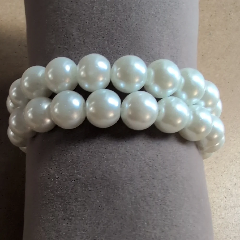 Elegant Faux Pearl Bracelet set